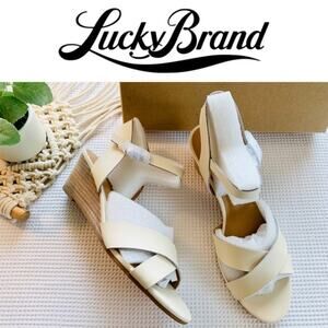 LUCKY BRAND NEW Leather Sandals Wedges Cream Ivory Shoes – Size 8